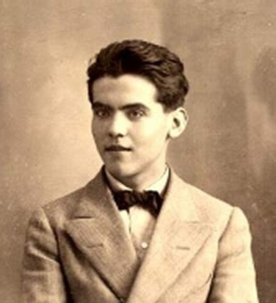 Lorca aged 16 - in 1914.